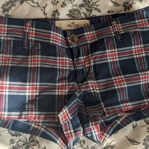 Hollister plaid shorts